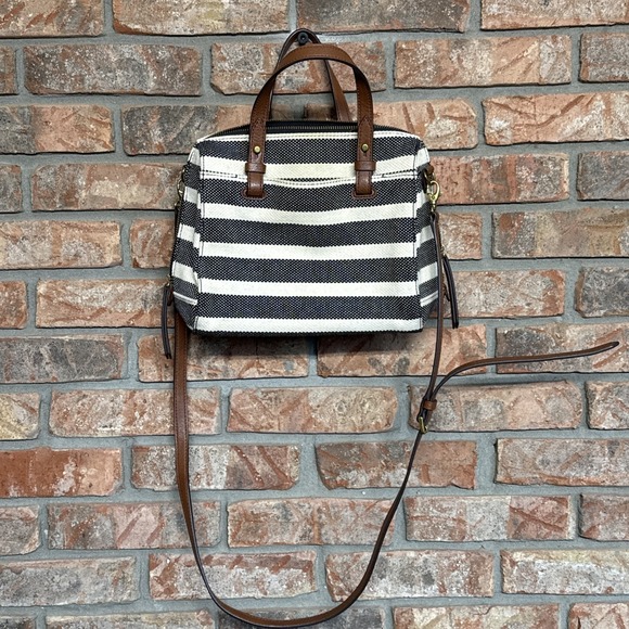 Fossil Rachel Satchel Fiona handbag purse, white, black, striped Crossbody - Picture 1 of 5